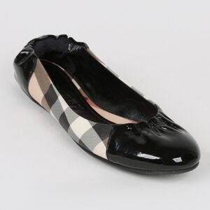 BURBERRY women's Patent Leather Nova Check Ballet Flats size 6 Like New